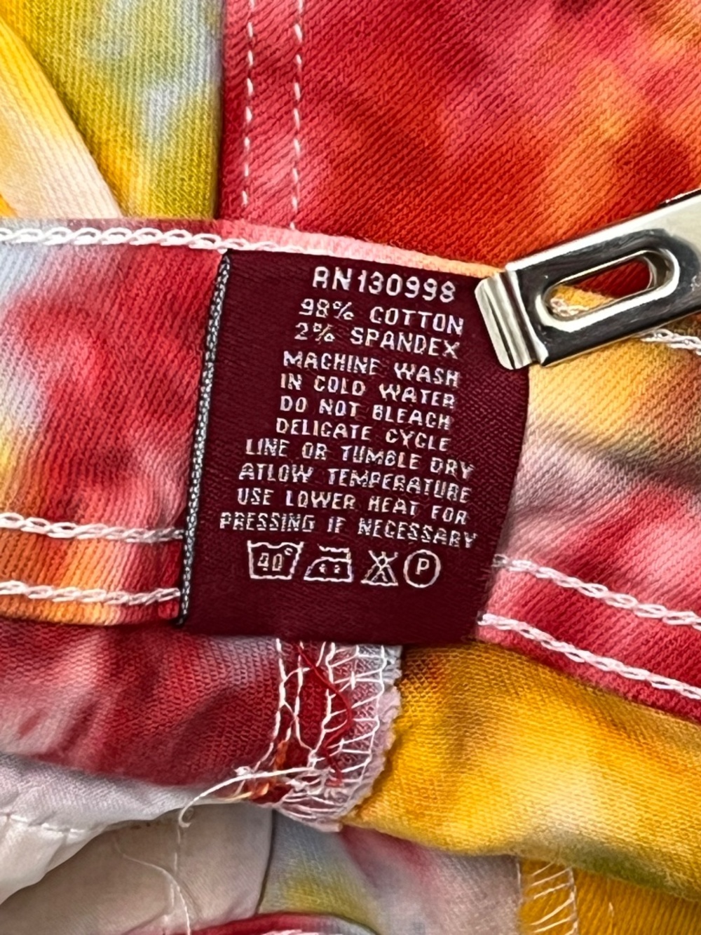 Juniors Red & Yellow Shredded K.I.M Shorts M - Picture 9 of 10
